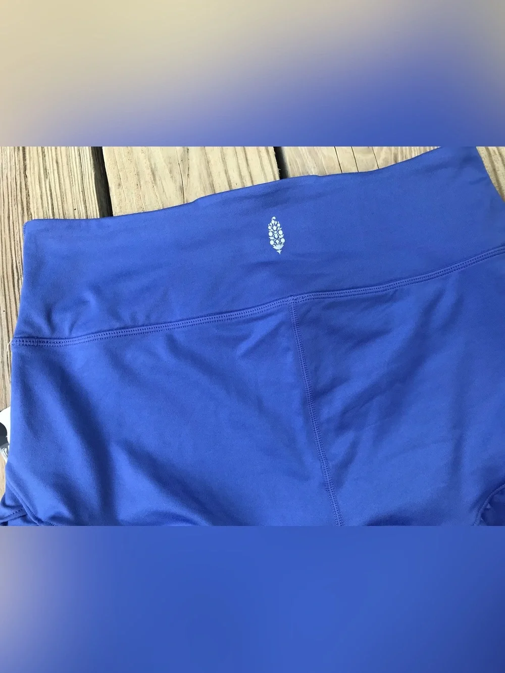 NEW Ladies L FREE PEOPLE Movement Purple Blue Ruffle Hem Flirty Workout Shorts